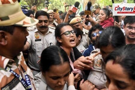 India news: Police order probe amid sexual harassment allegations against officers at Delhi protest