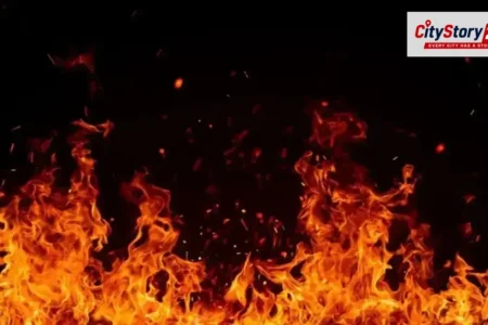 Fire at Gandhi Nagar garment factory in Delhi, no casualties reported | Tap to know more | Inshorts