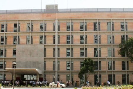 Gujarat Govt Buildings Have 95 MW Rooftop Solar Capacity, Another 65 MW Planned This Year