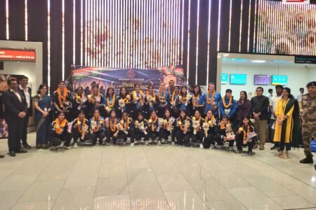 Indian Women’s Hockey Team Receives Warm Welcome in Bengaluru After Historic Asian Games Gold
