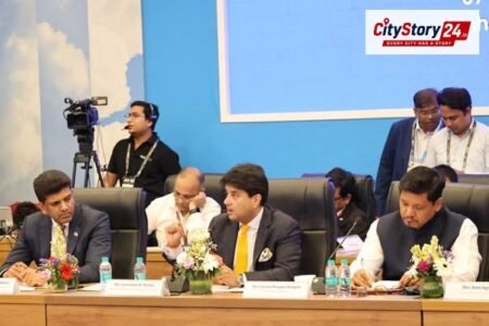दूरसंचार विभाग ने डिजिटल कनेक्टिविटी और अवसंरचना के तेजी से विस्तार के लिए राज्य के आईटी मंत्रियों और सचिवों के साथ उच्चस्तरीय गोलमेज बैठक की