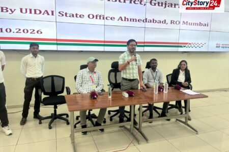 આધાર સેવા સુધારવા દાહોદમાં તાલીમ: નાગરિકો સાથે વર્તન પર ખાસ ભાર